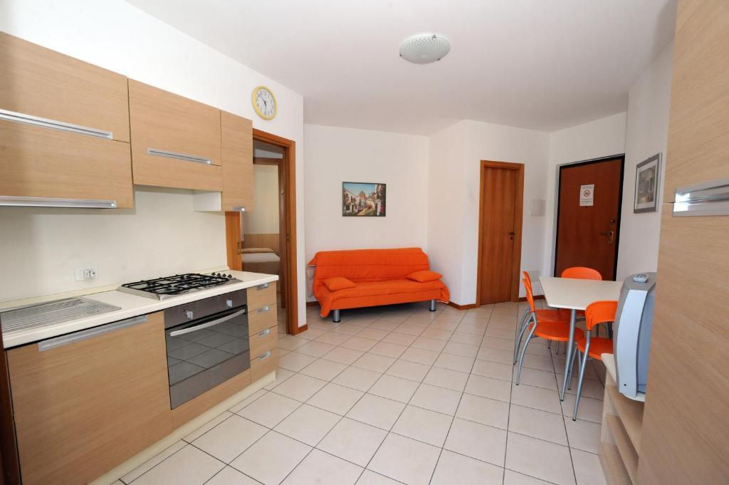 أنكونا Residence Sole Del Conero الغرفة الصورة